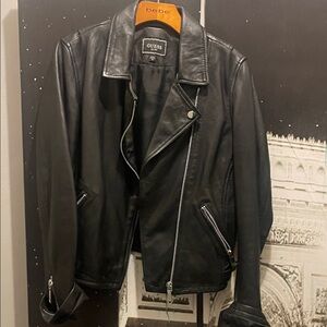 GUESS woman’s Black Biker Jacket